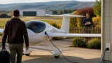 Colorado pilot seeks county approval to commute in electric aircraft